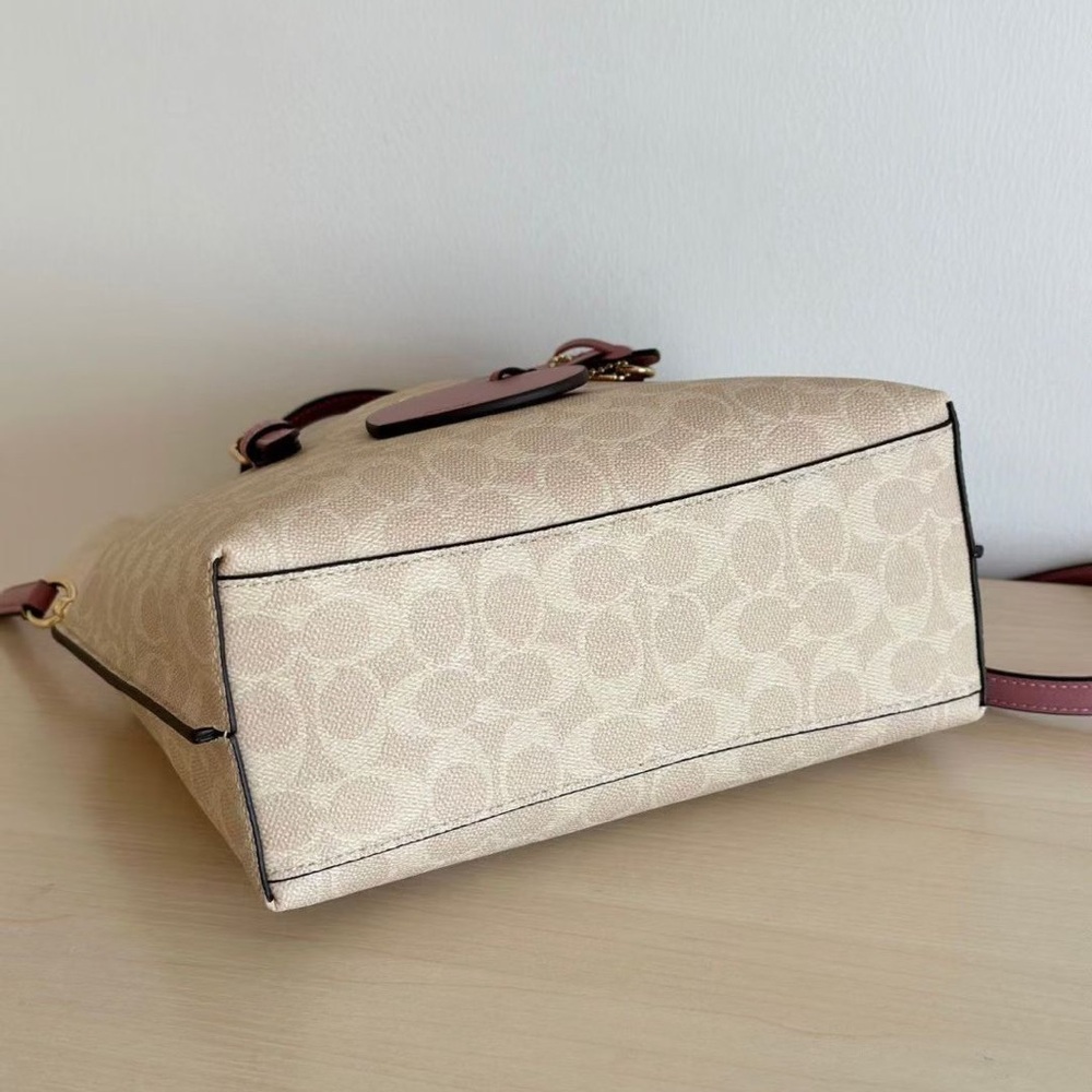 Coach Rose Pink Tote Bag - Picture 4 of 8